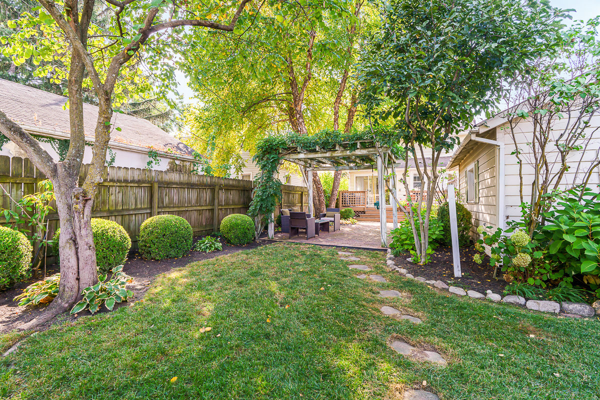 698 s Remington Rd-7