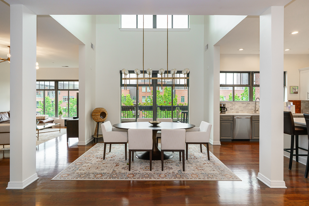 251 Daniel Burnham Sq-22