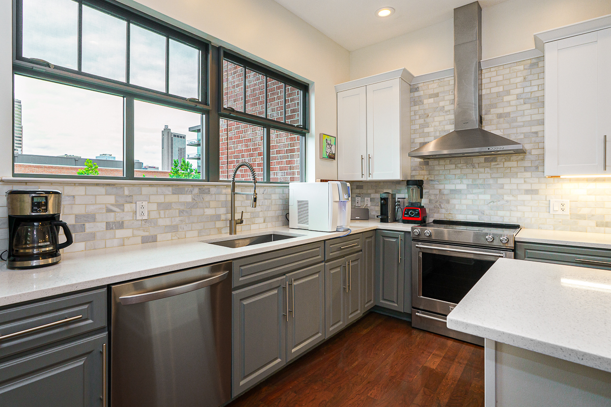 251 Daniel Burnham Sq-25