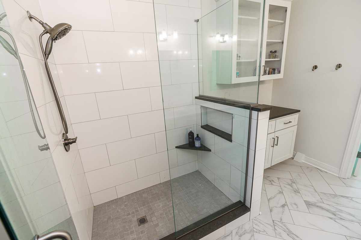 251 Daniel Burnham Sq-41