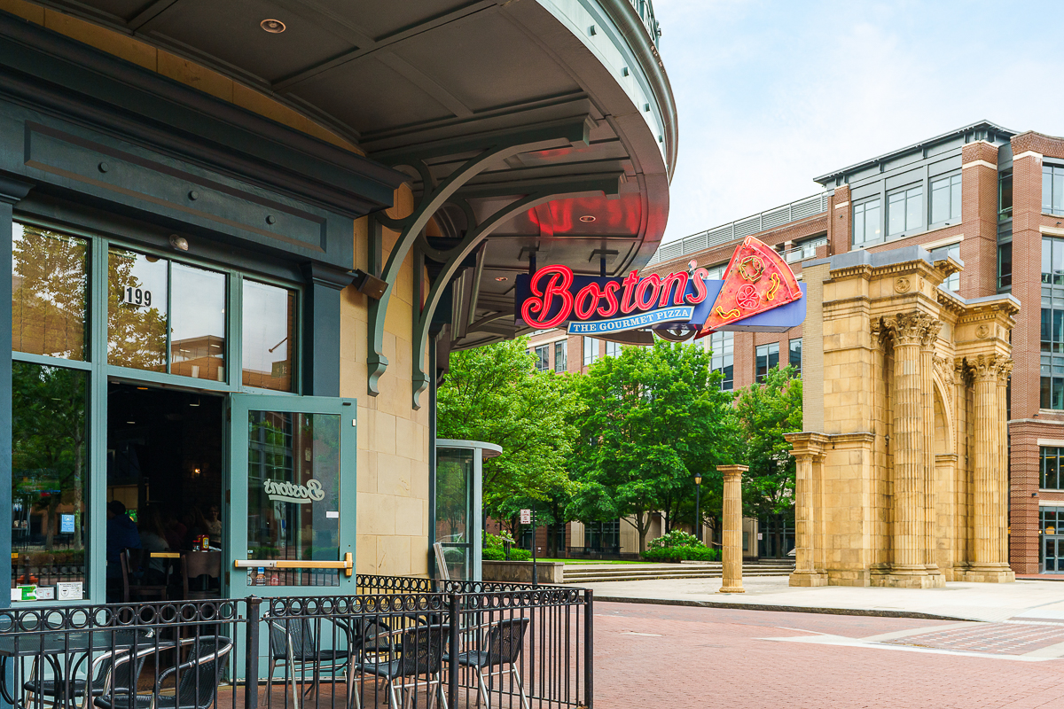 251 Daniel Burnham Sq-57