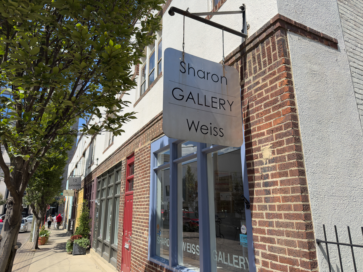 704 Park St-50