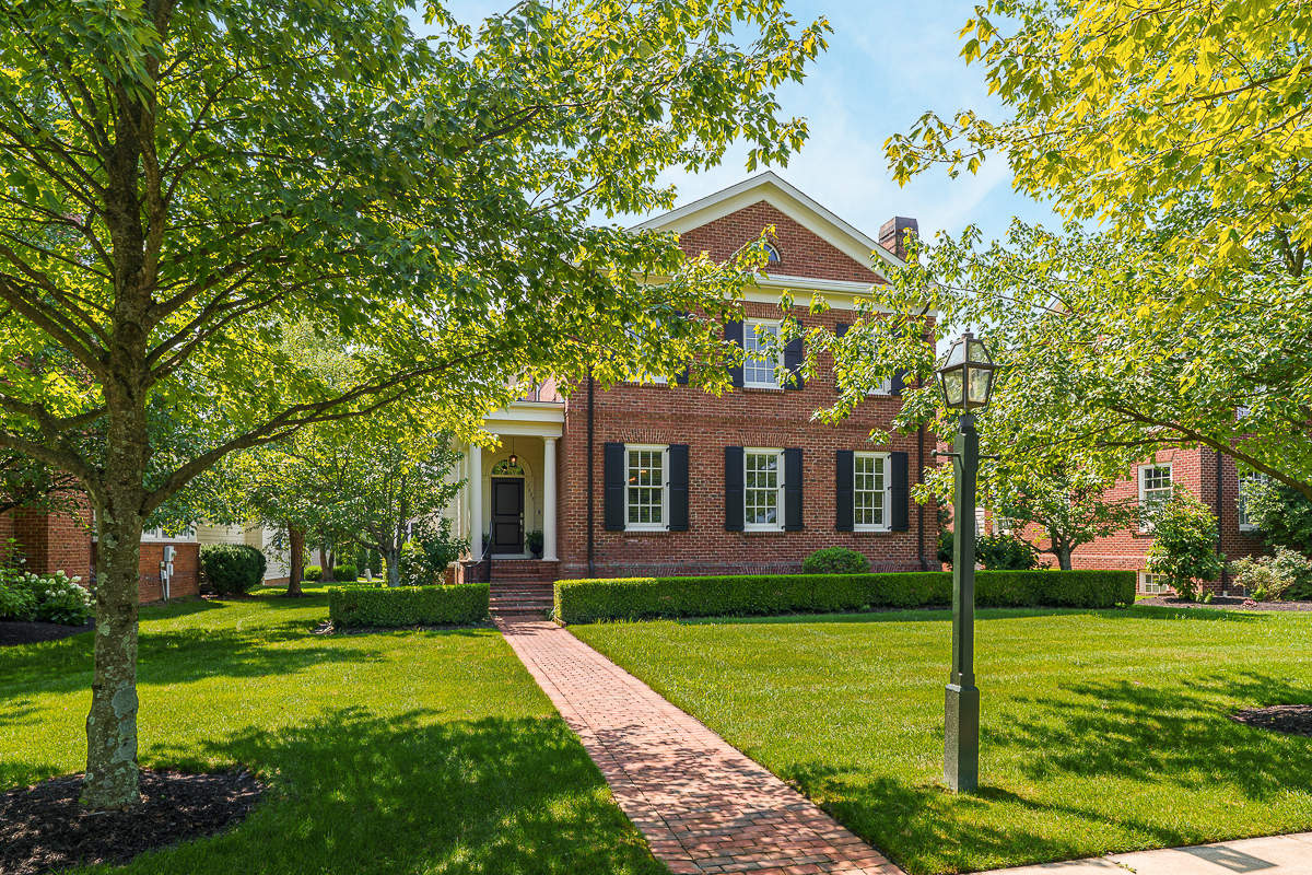 7335 Southfield Rd-1