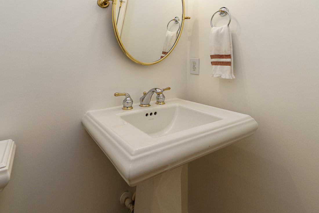 7444 Farmington Close-34