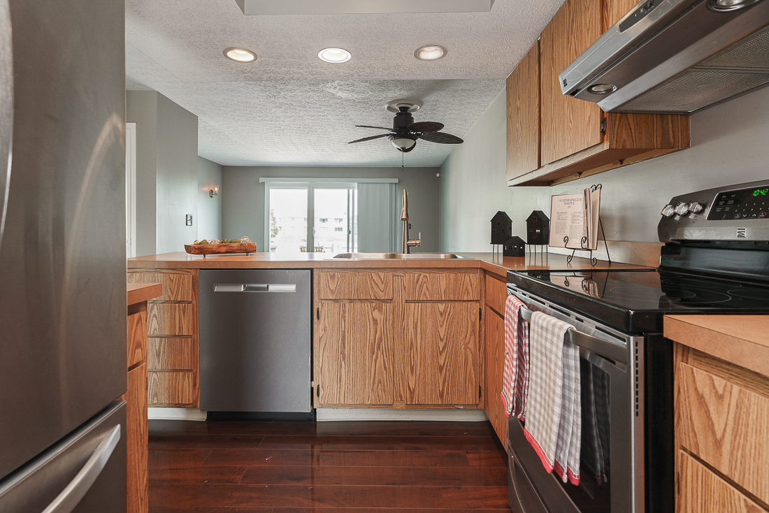 7602 Stone Lake Dr-21