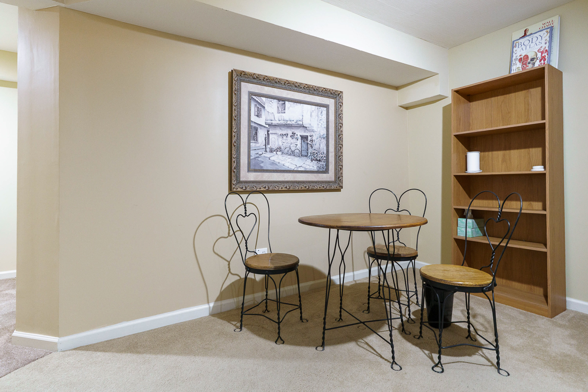 7799 Manorgate St.-20