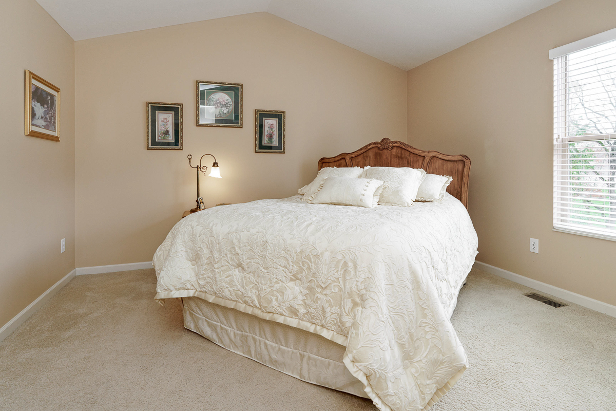 7799 Manorgate St.-50