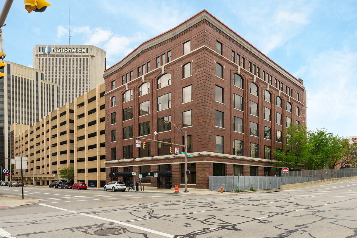 78 E Chestnut St #504-1