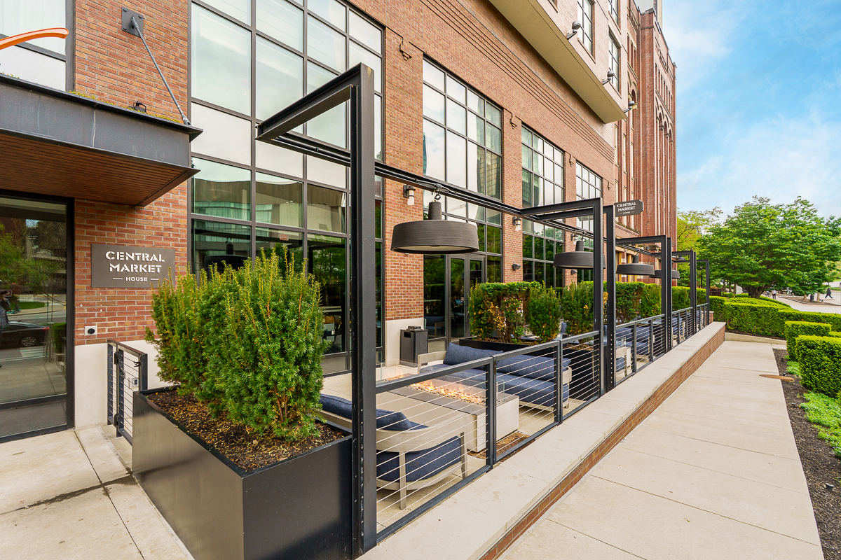 78 E Chestnut St #504-37