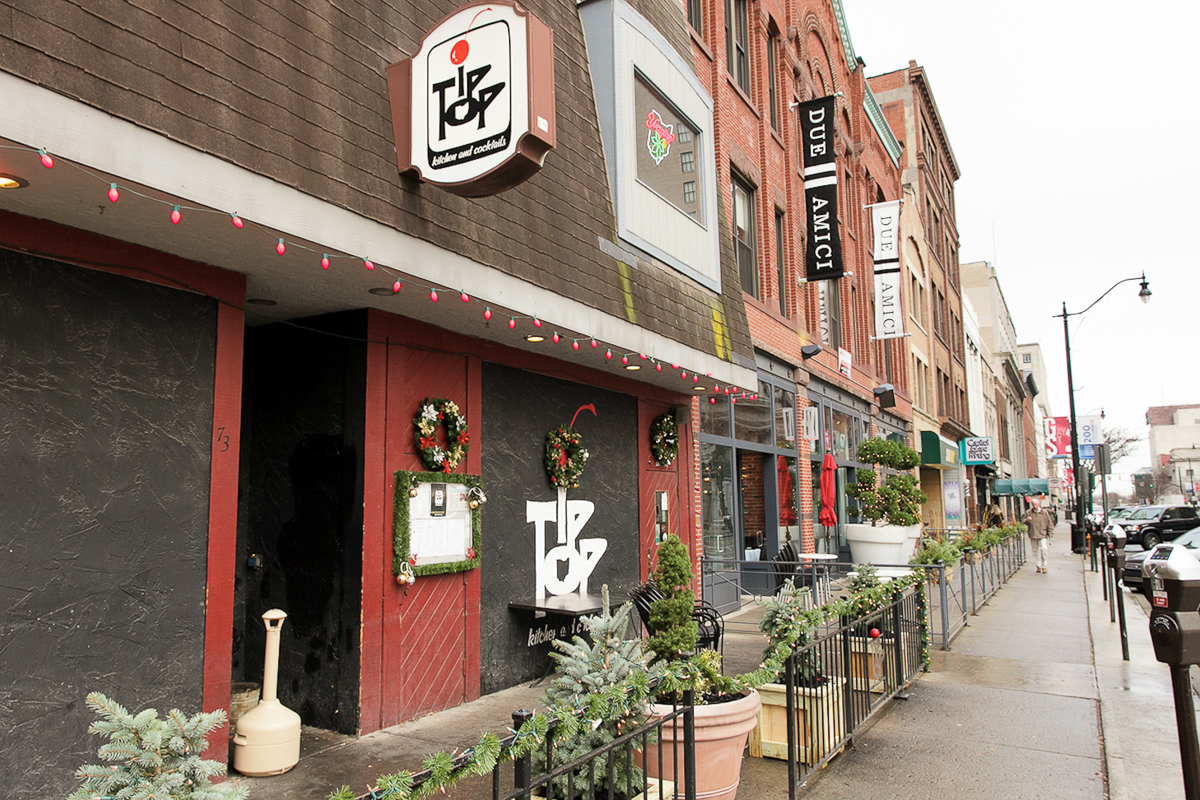 78 E Chestnut St #504-40