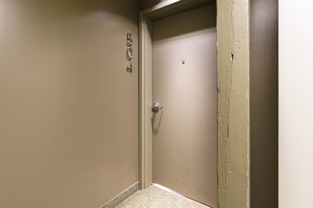 78 E Chestnut St #504-6