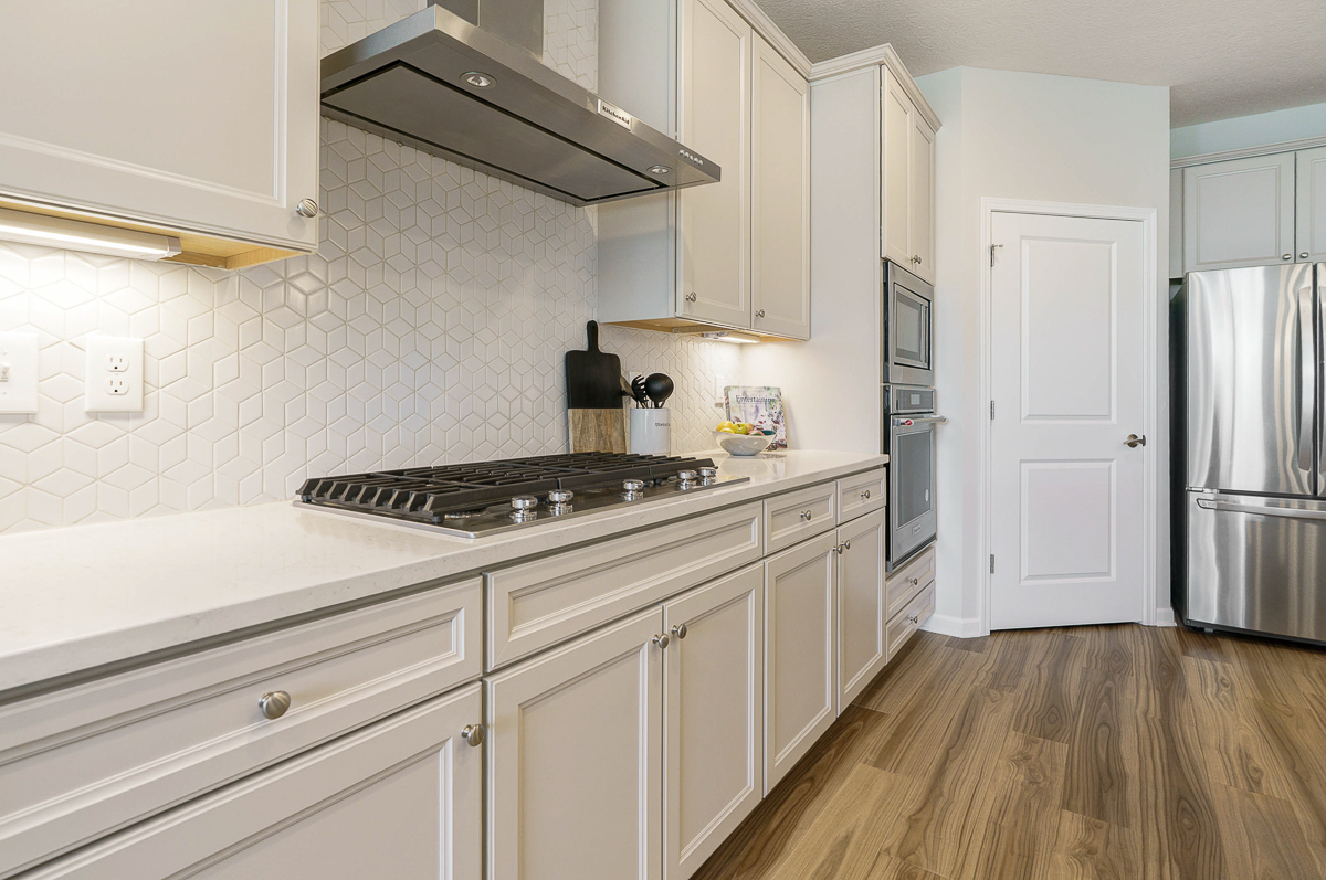 8139 Wolf Path Dr.--25