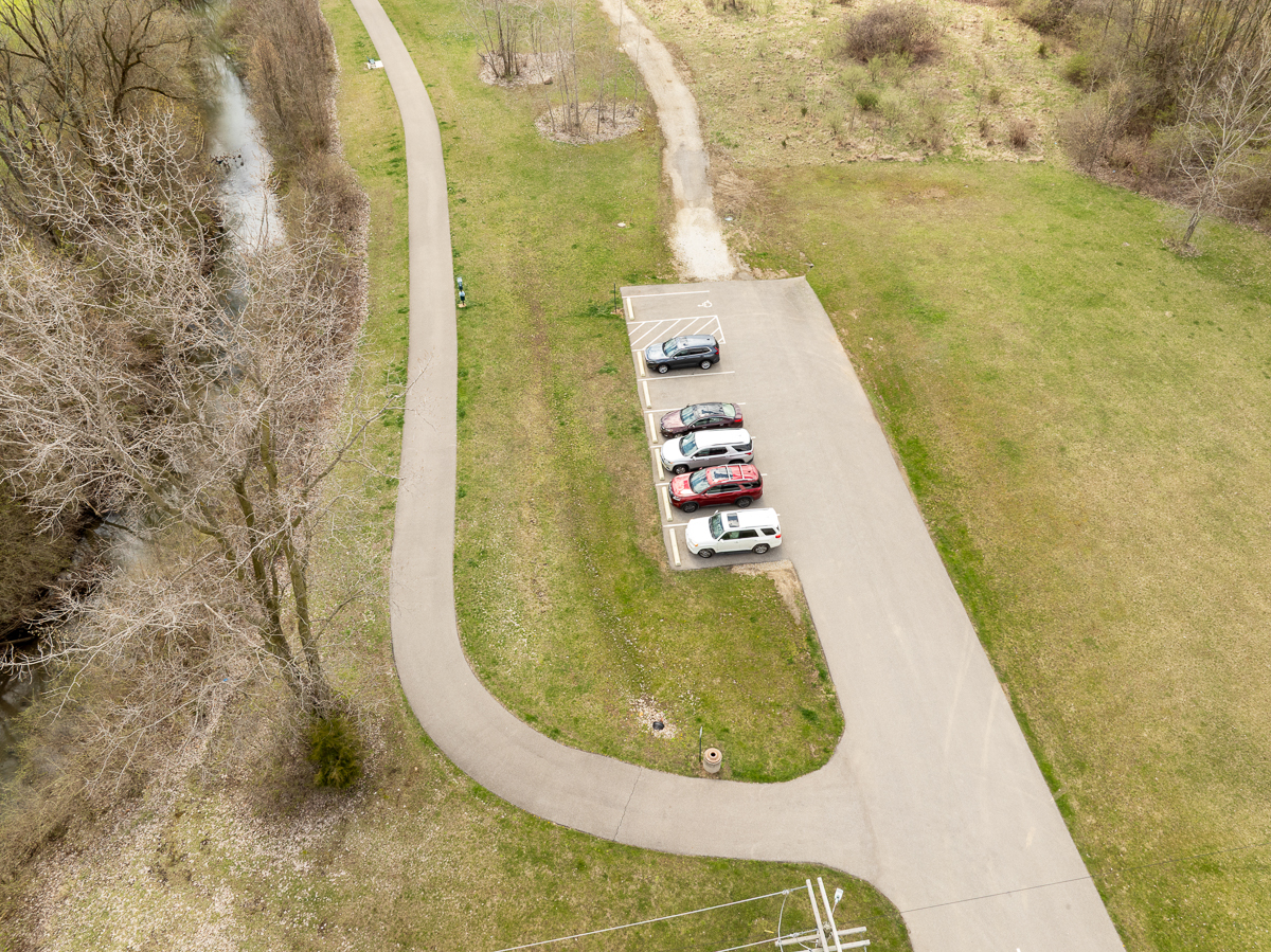 825 Harding Way W, Galion, OH 44833-9