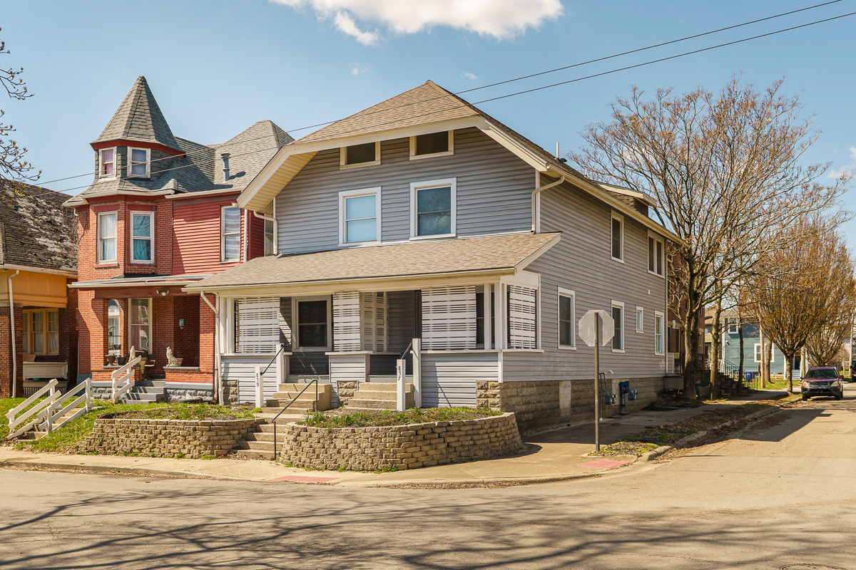 857-859 Wilson Ave-4