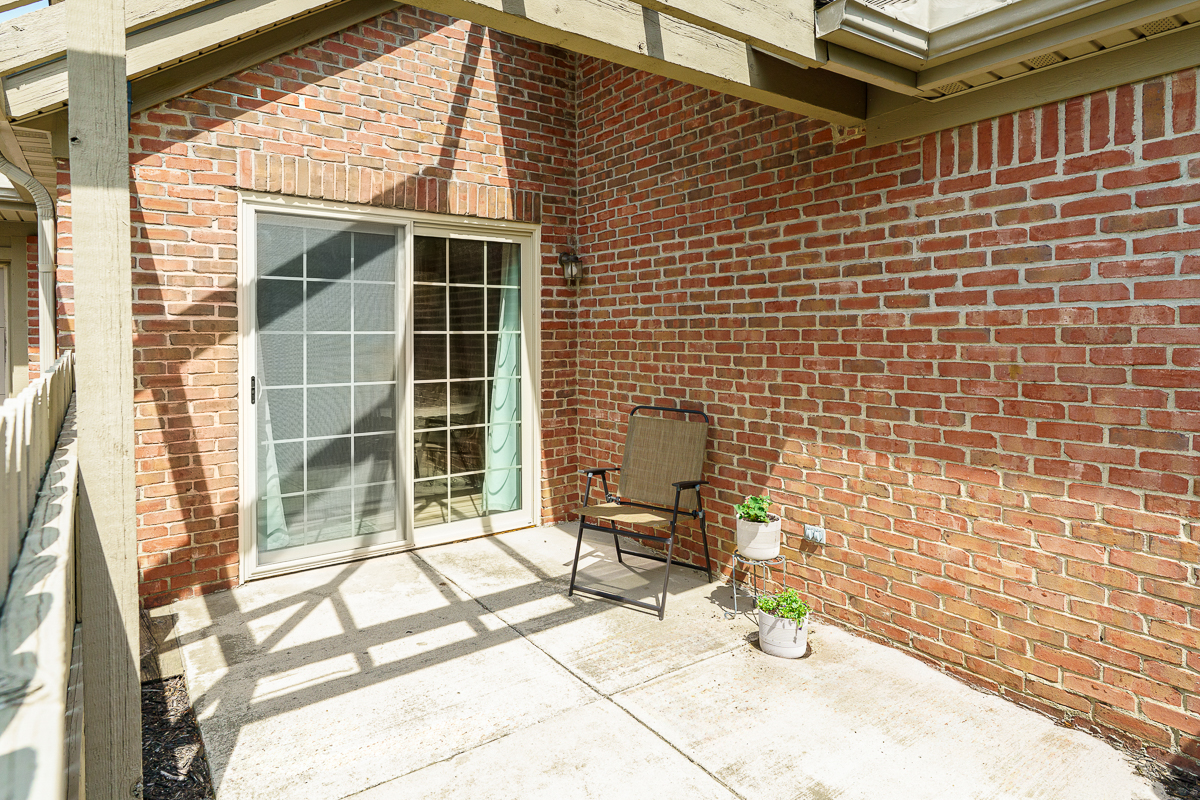 917 White Willow Lane-4