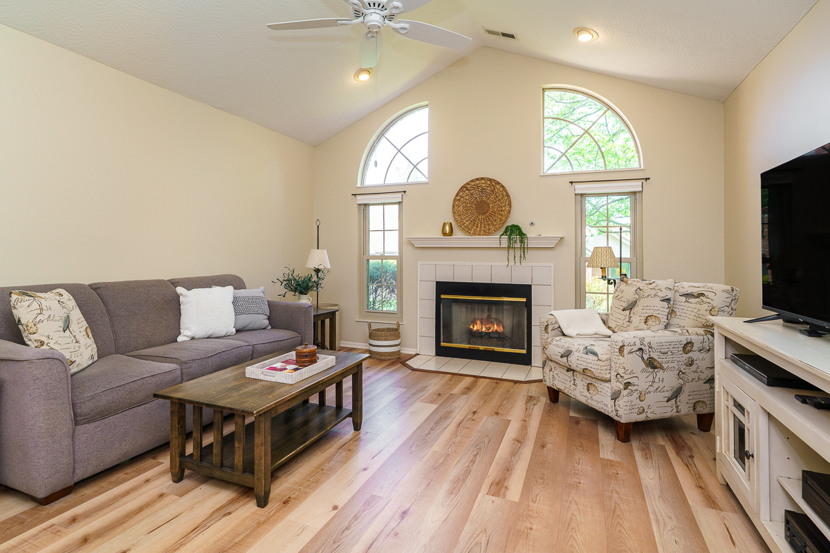 917 White Willow Lane-8