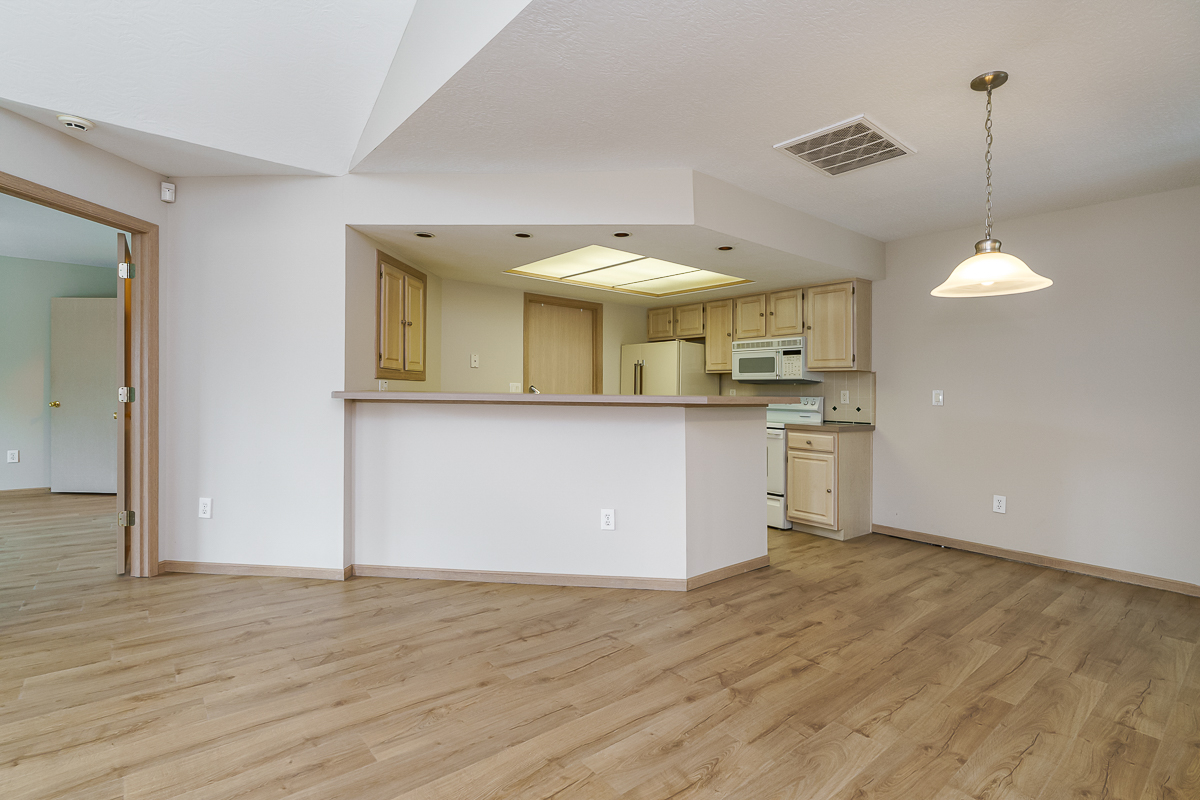 9427 Clermont Cir-23