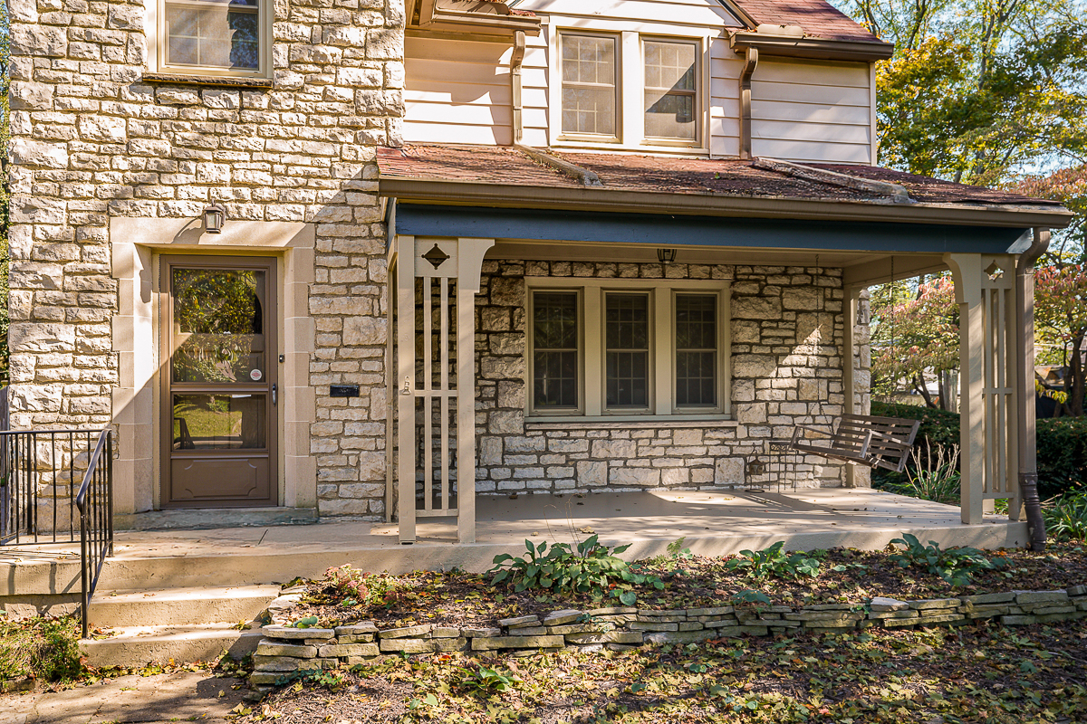 96 N Cassingham Rd-3