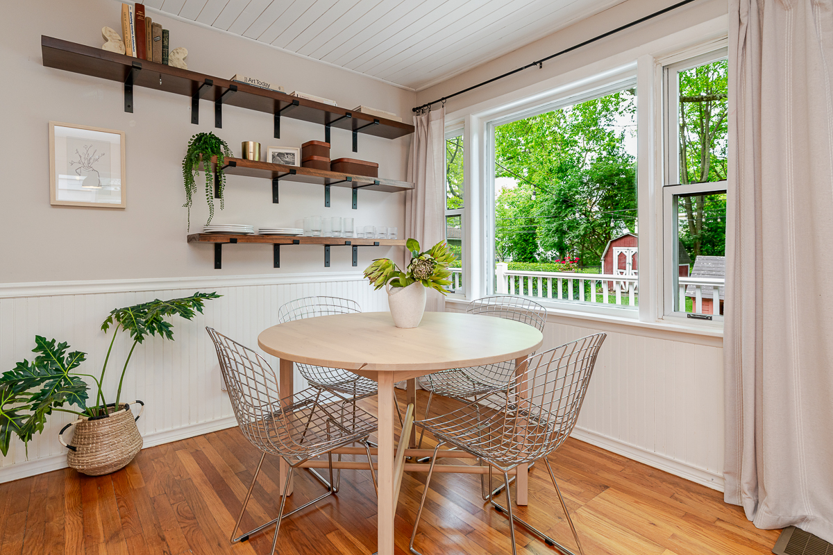 98 N Chesterfield Rd-17