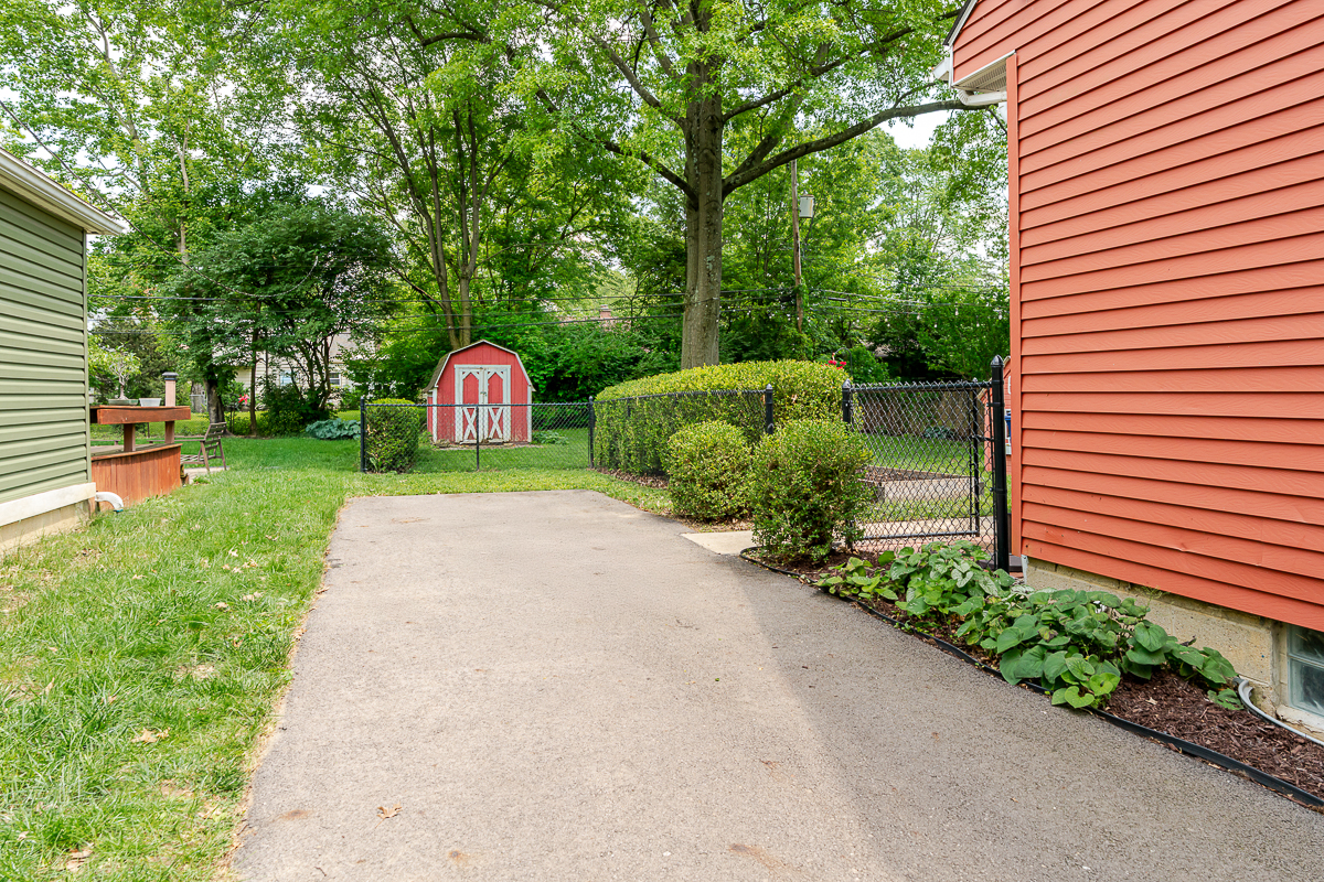 98 N Chesterfield Rd-4