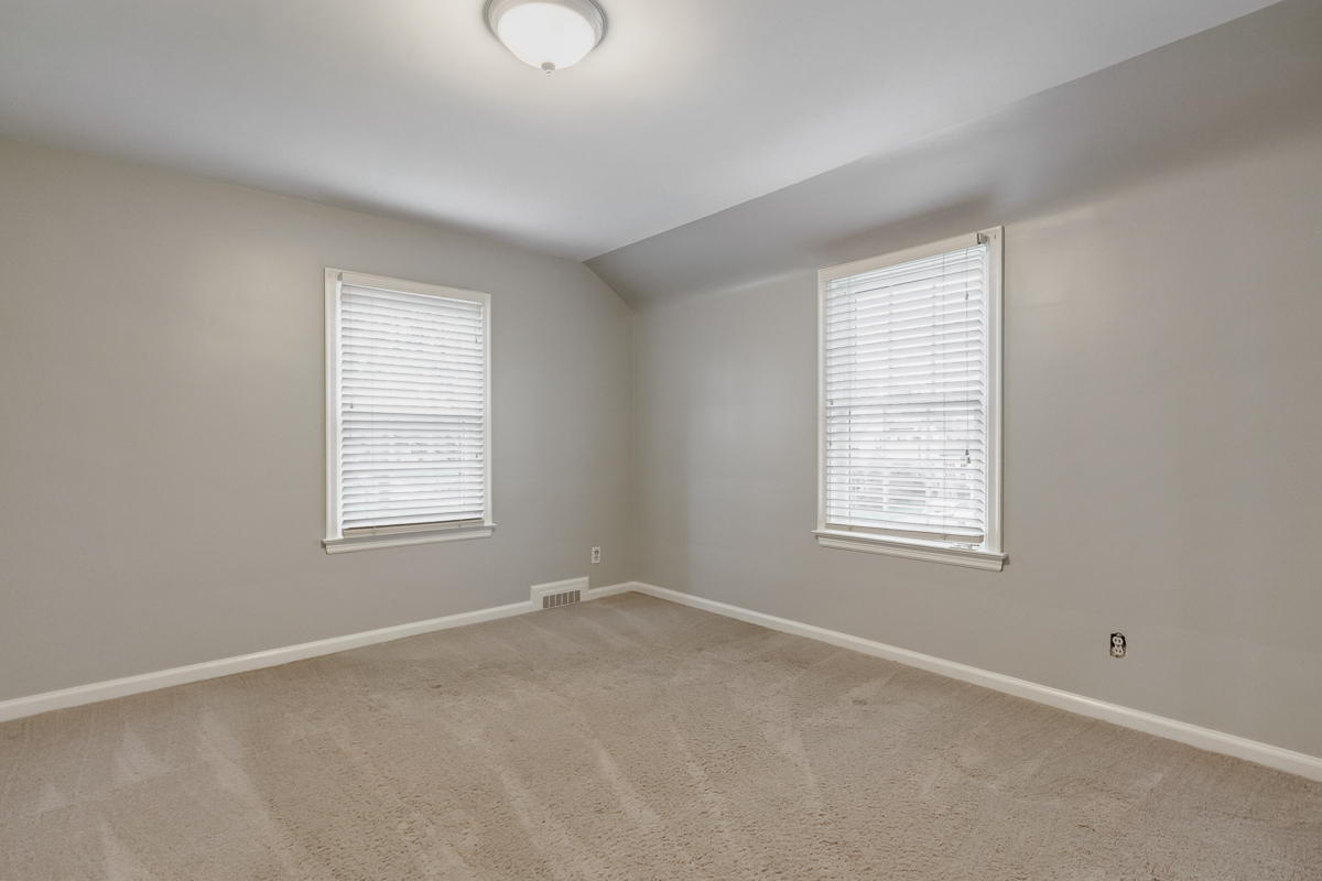 2252 Abington Rd.-55