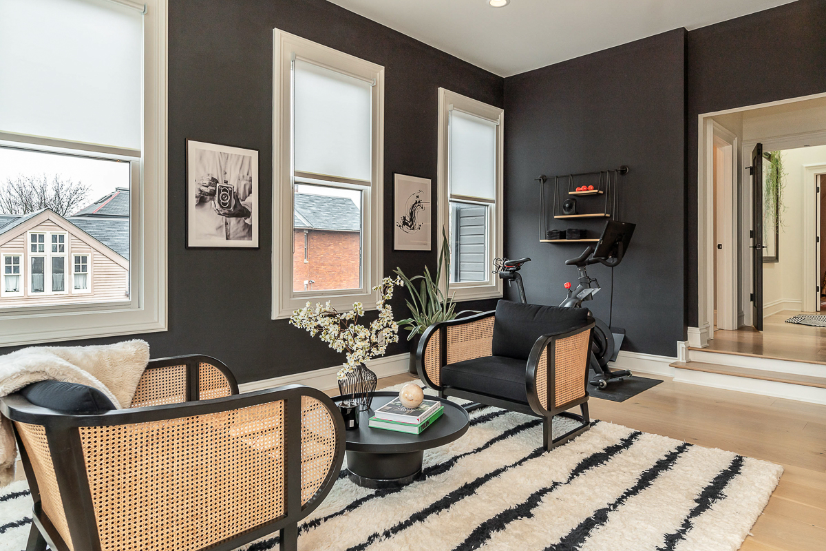 275 e Beck St-57