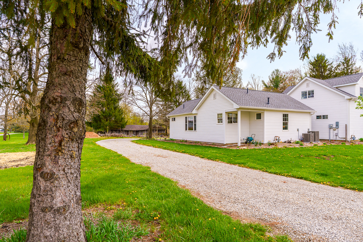 1653 Berlin Station Rd.-12