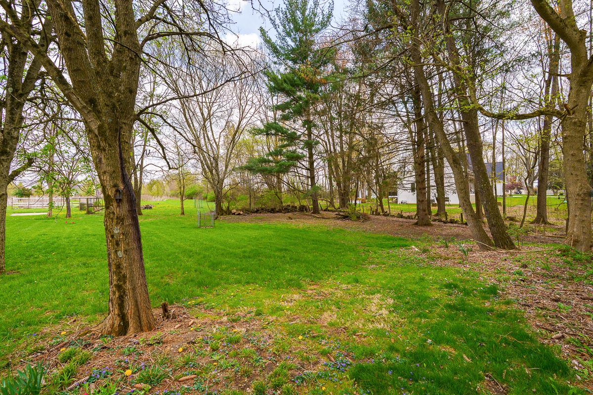 1653 Berlin Station Rd.-19