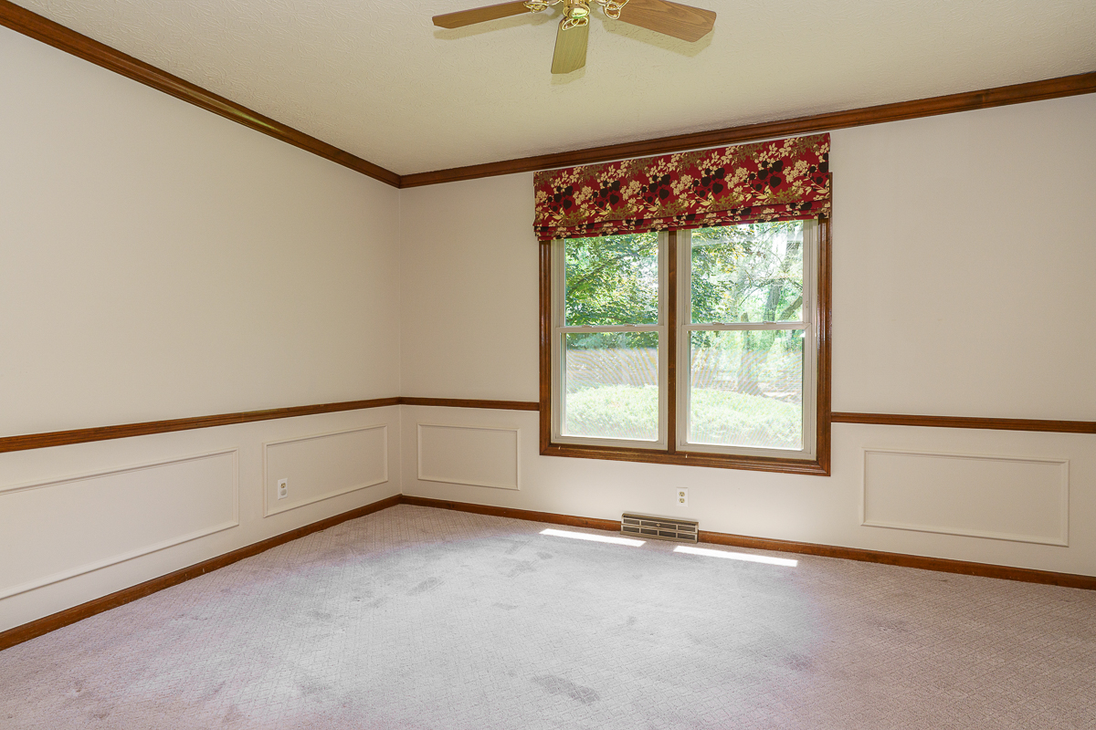 1425 Briarmeadow Dr---------9