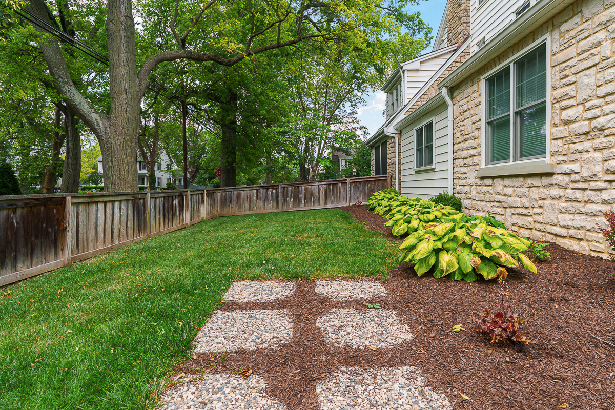 2549 Brentwood Rd EXT-7