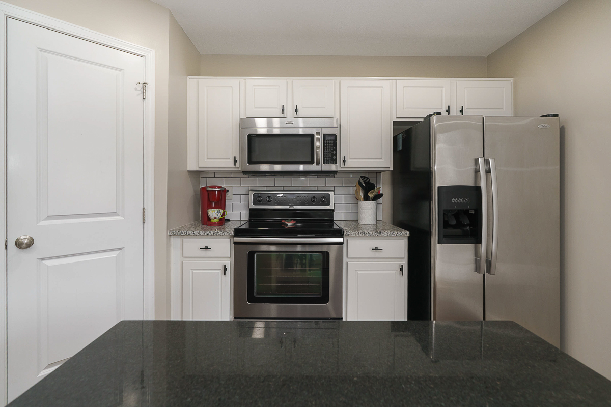 5649 Chippewa Falls St-19