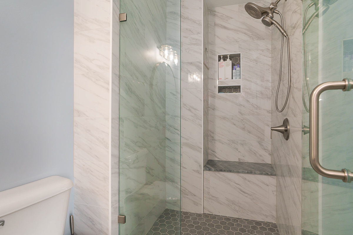 5649 Chippewa Falls St-34