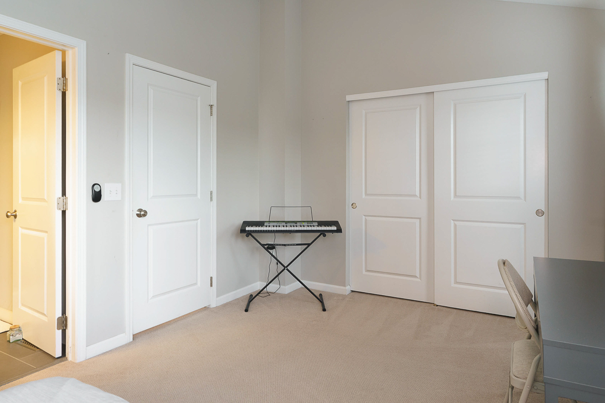 5649 Chippewa Falls St-38