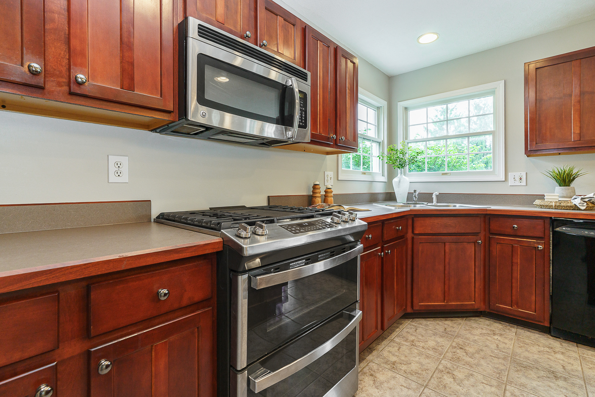 6096 Congressional Dr -Aug 2025-12