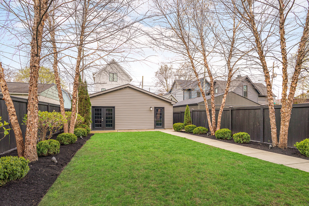 251 Deshler Ave EXT-3