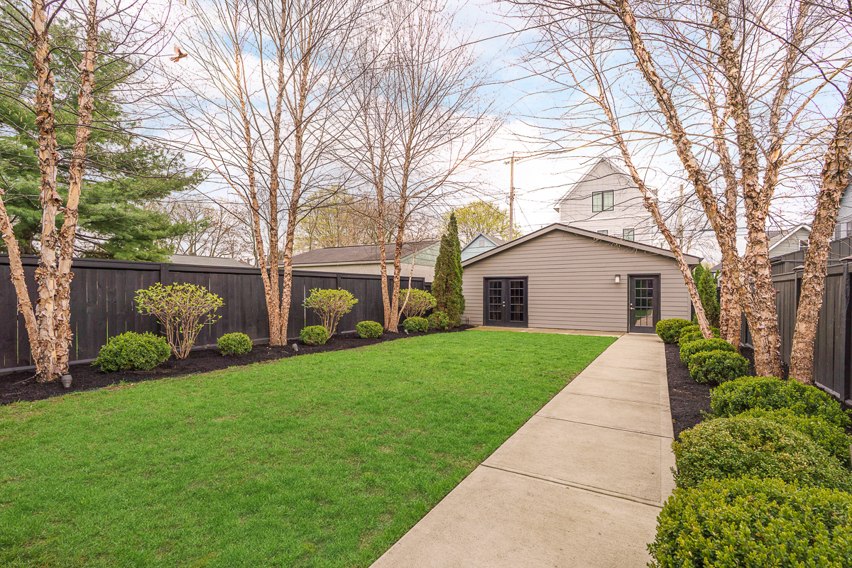 251 Deshler Ave EXT-4