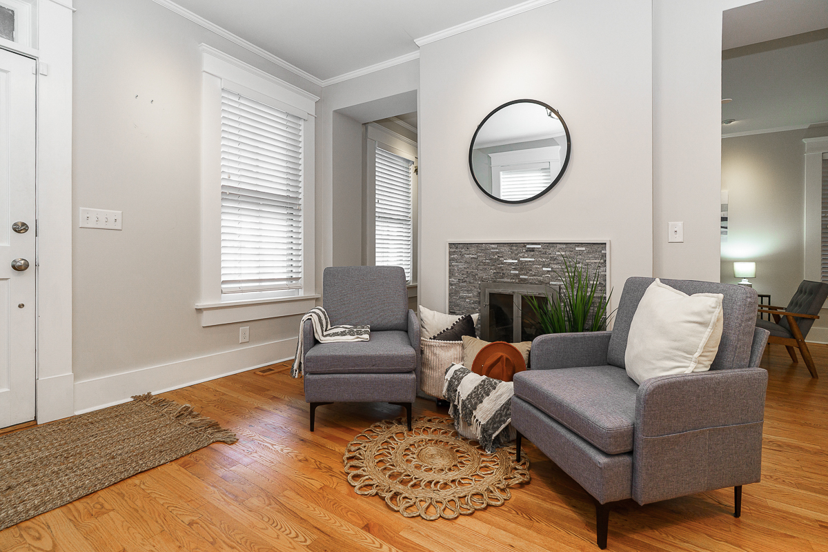 243 e Whittier St------31