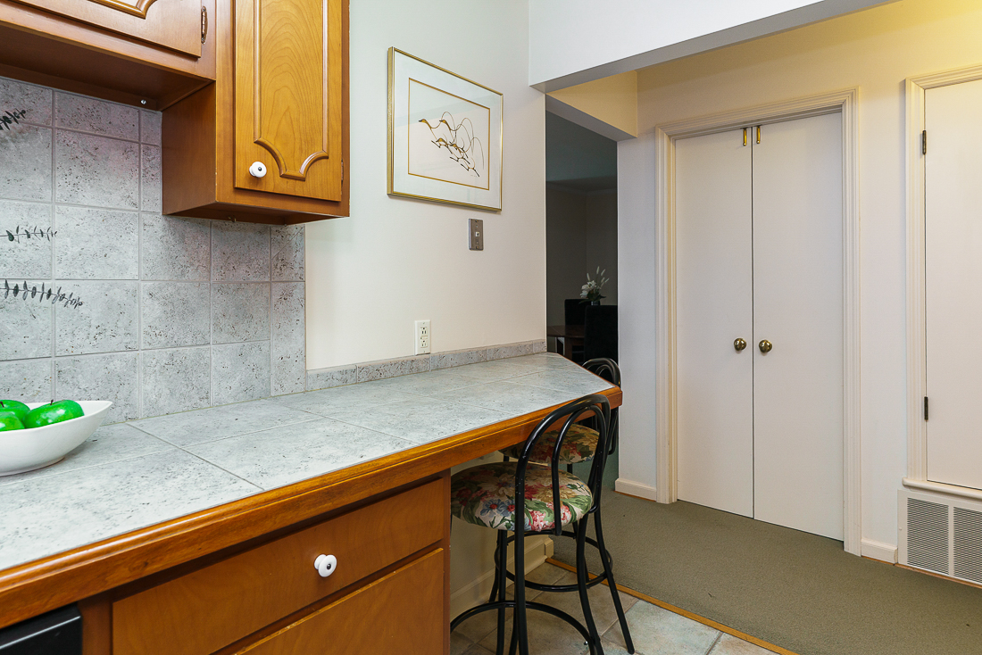 1631 Roxbury Rd F3-24