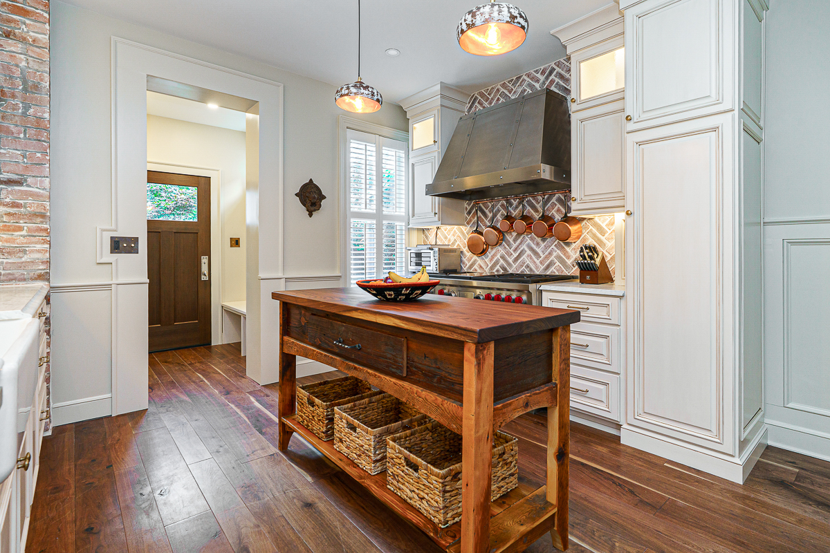 33 e Frankfort St-15