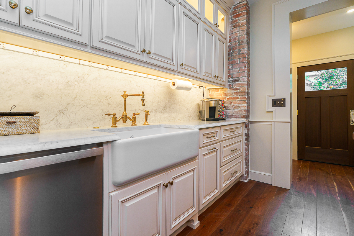 33 e Frankfort St-16