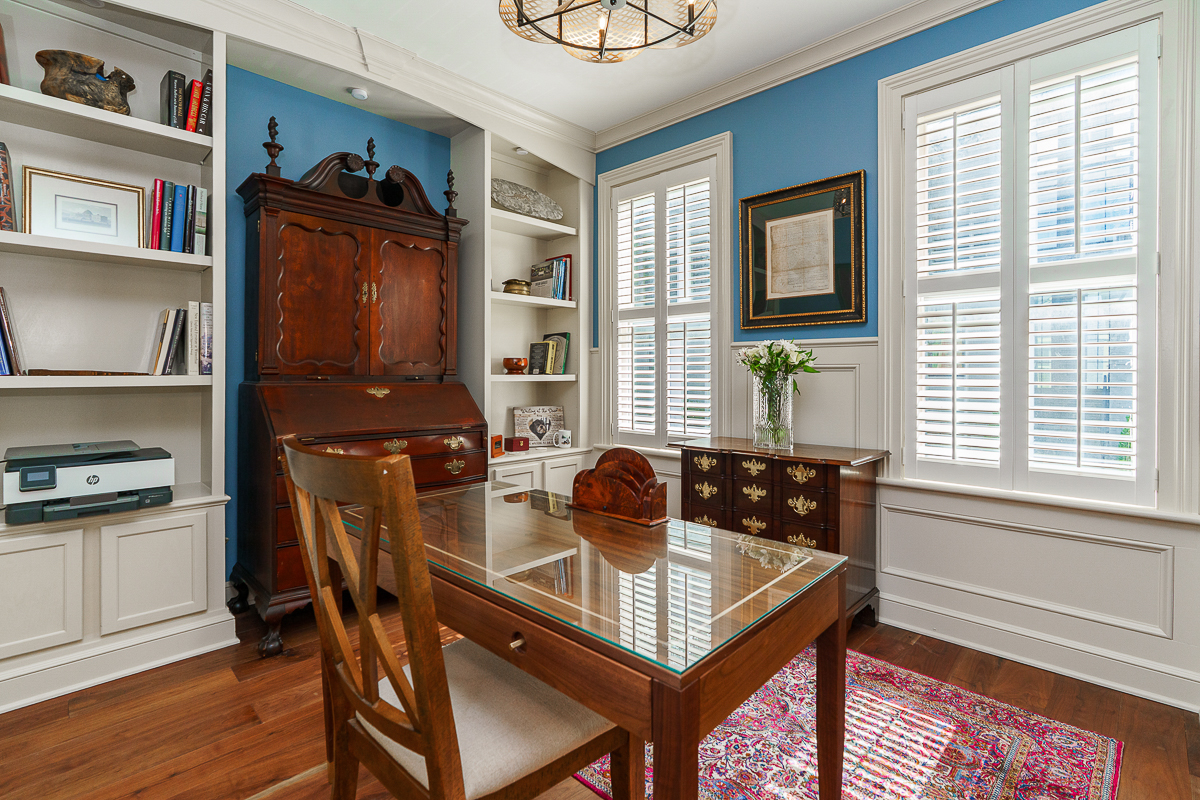 33 e Frankfort St-32