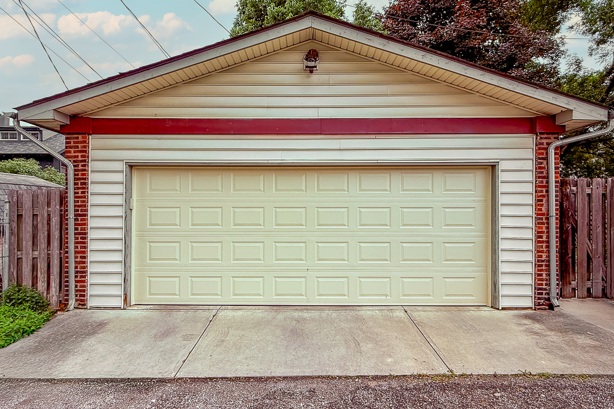 1833 Franklin Avenue-20