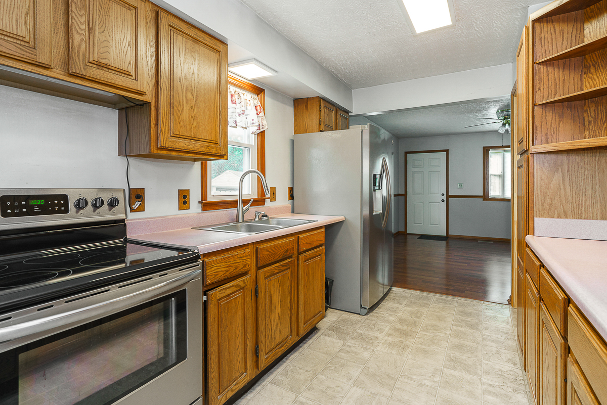 3203 Grasmere Ave-12-2