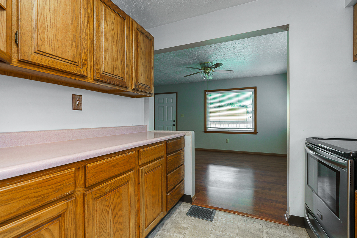 3203 Grasmere Ave-15-2