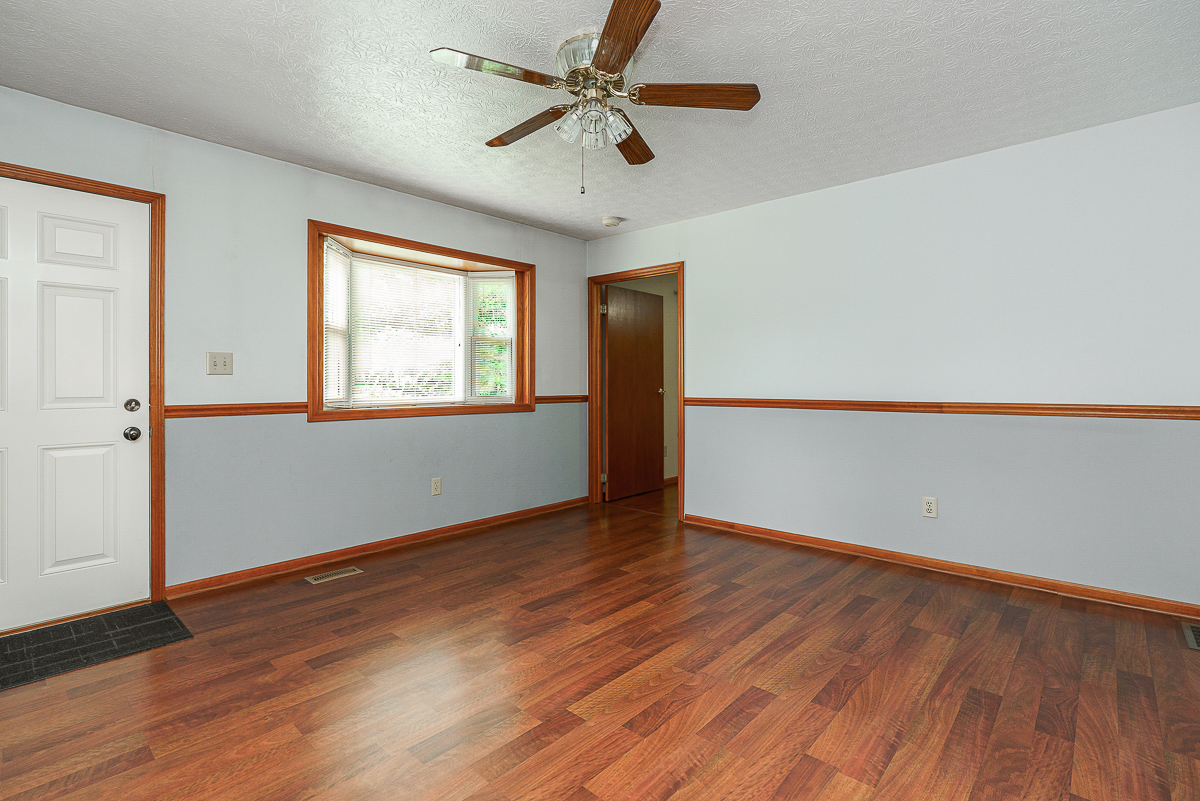 3203 Grasmere Ave-17-2