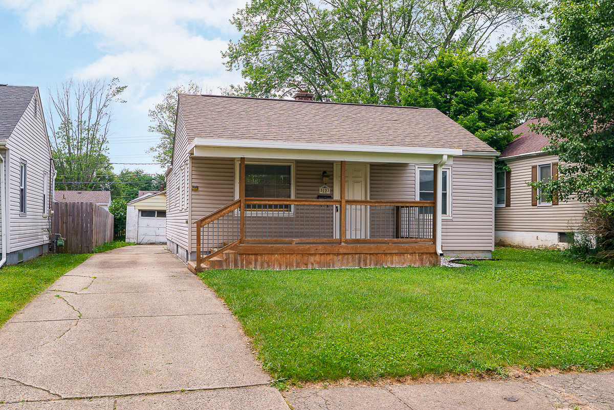 3203 Grasmere Ave-2-2