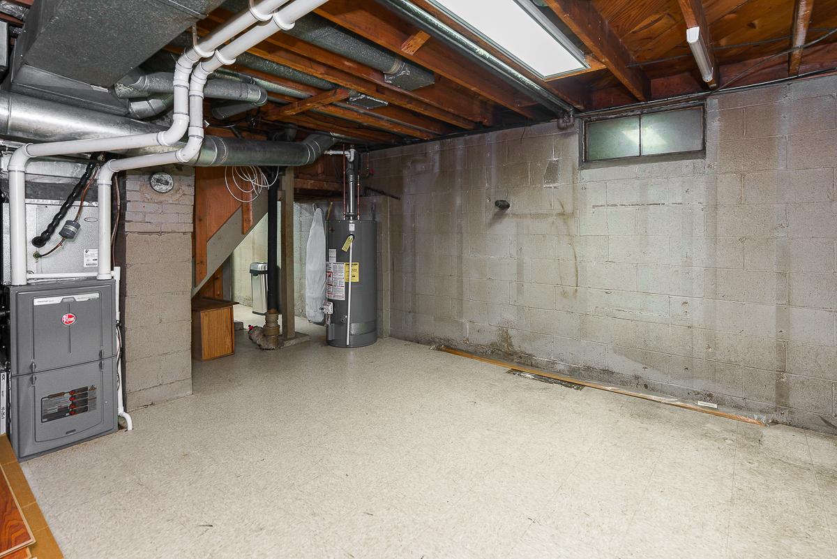 3203 Grasmere Ave-23-2