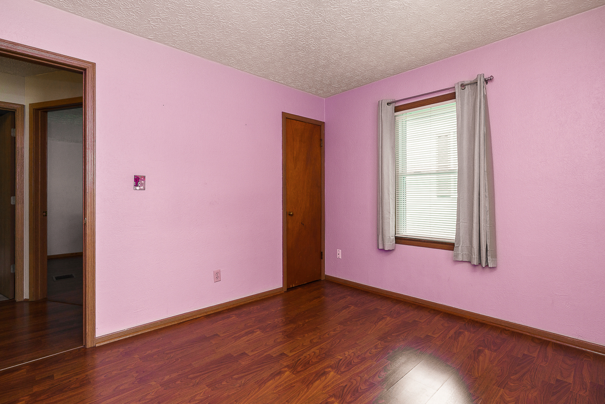 3203 Grasmere Ave-28-2