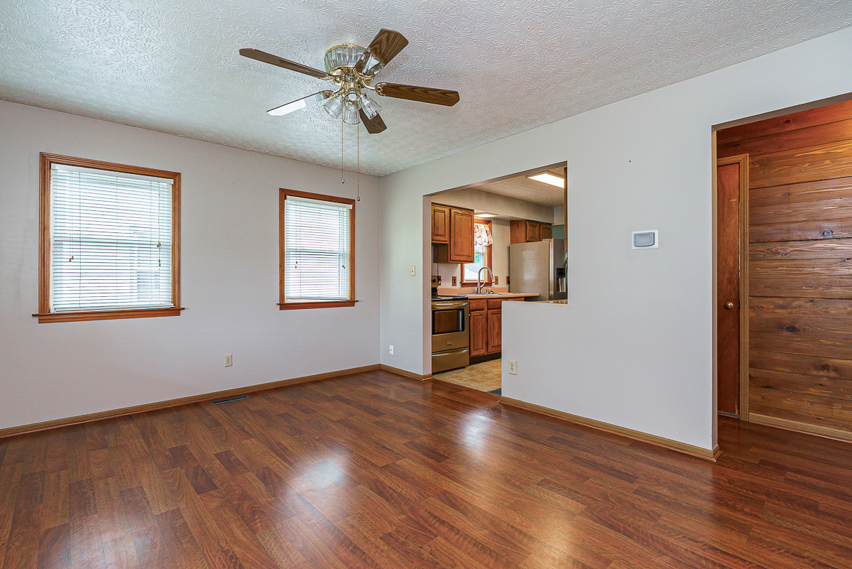 3203 Grasmere Ave-8-2