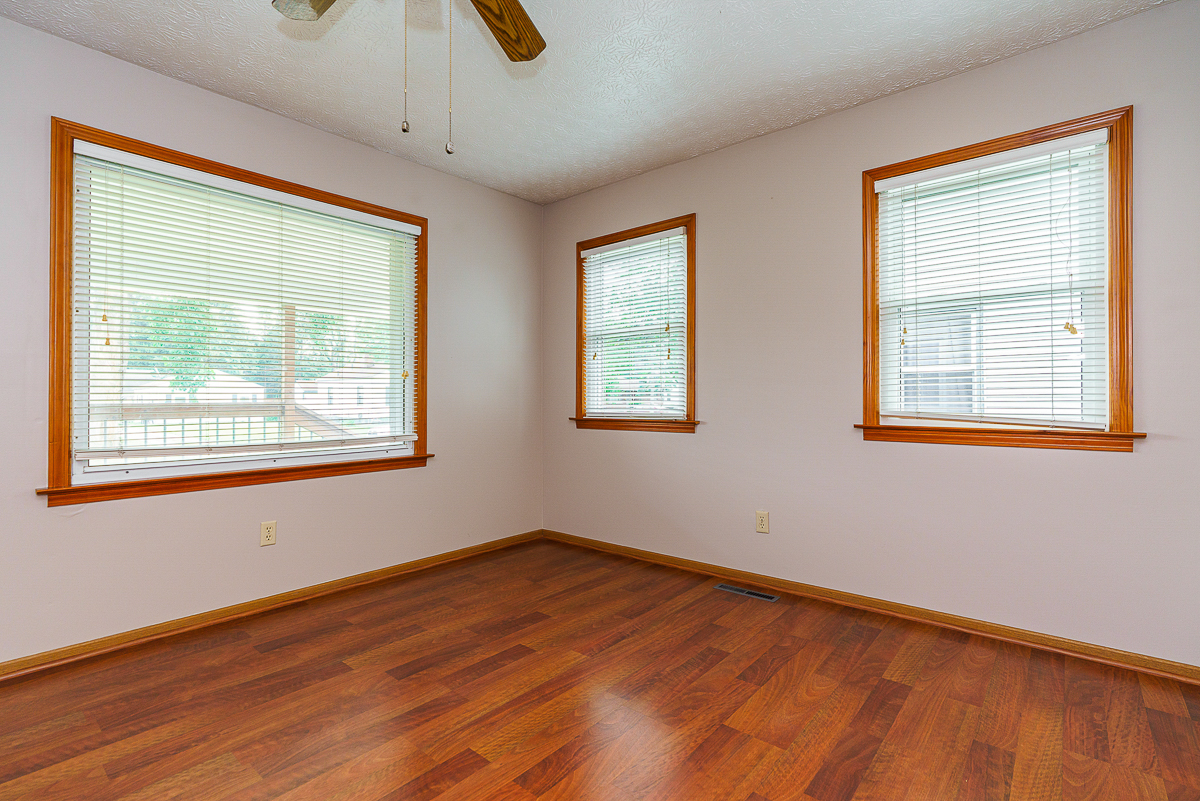 3203 Grasmere Ave-9-2